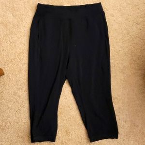 Lululemon capri pants
